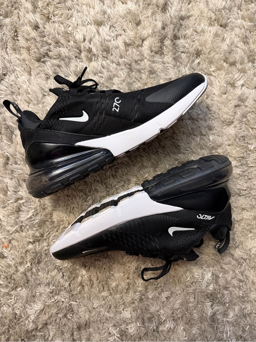 Nike Women's Air Max 270 Shoes